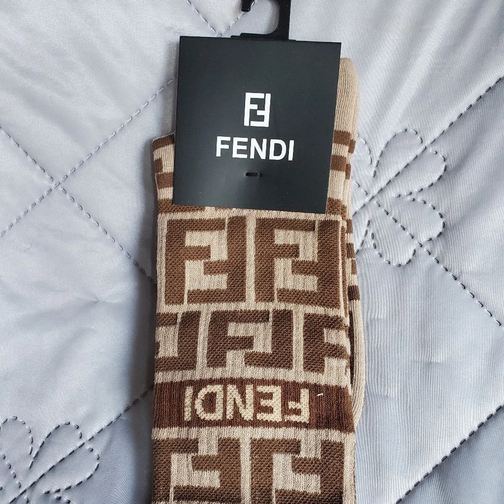 So Soft! So Thick! Unisex Beige Brown Socks Women Size 7-10